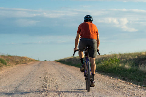 Gravel Stoke Reviews the Gravel Shorts and Apex Merino Tee